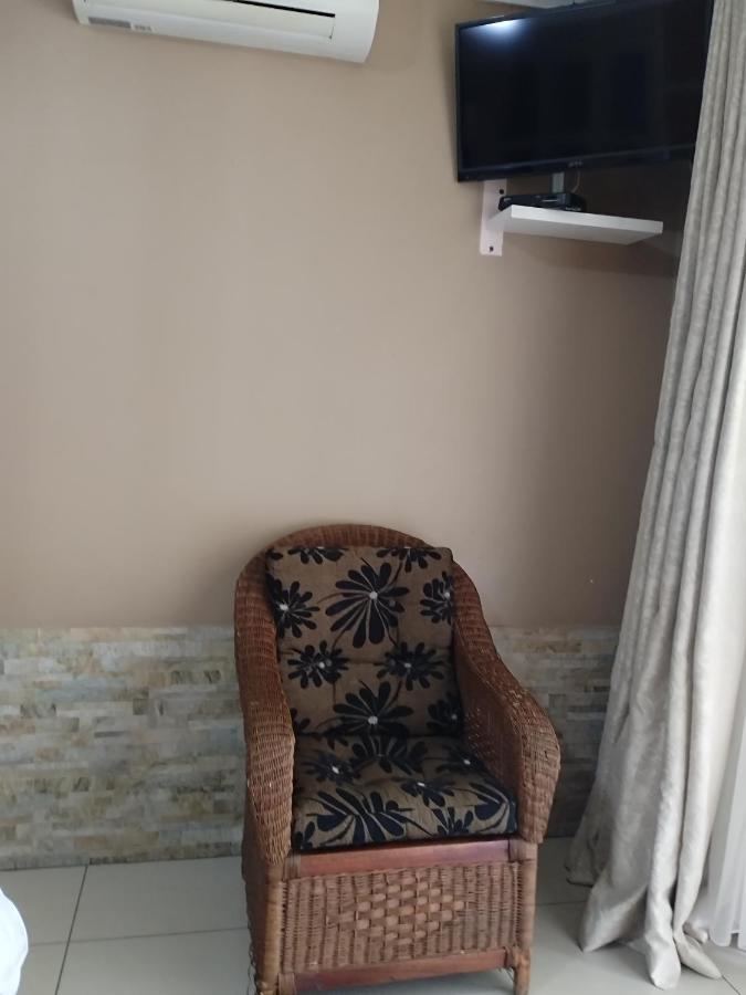Ditsaleng Bed And Breakfast 范德拜尔帕克 外观 照片